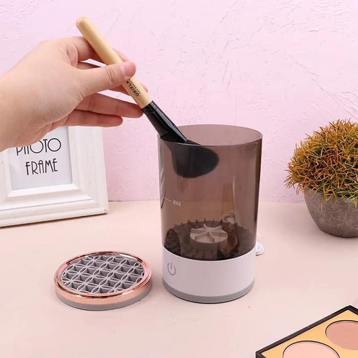 PULITORE E ASCIUGA PENNELLI DA TRUCCO AUTOMATICI - CLEANMAKEUP