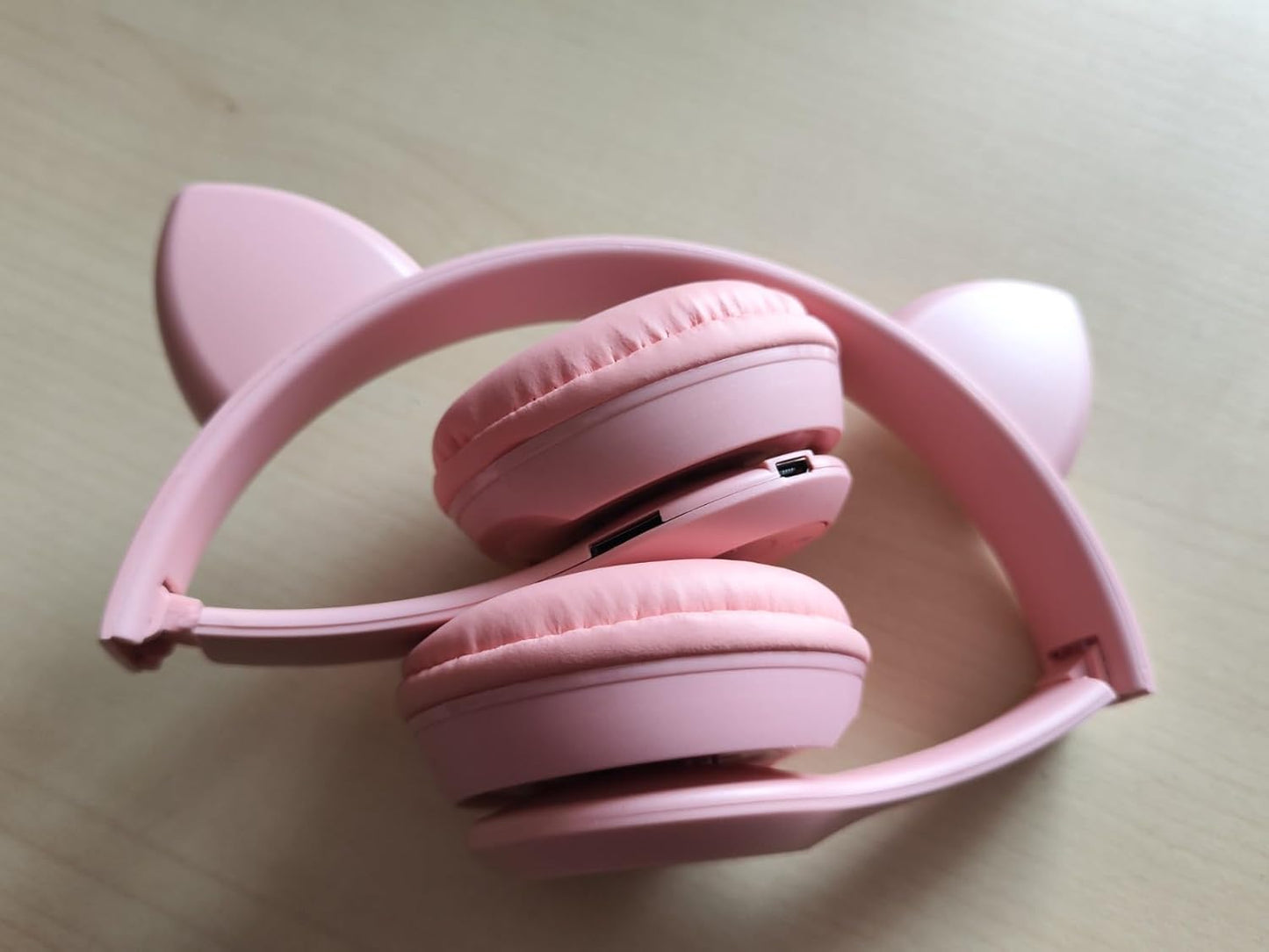 Cuffie Bluetooth 5.0 Version LED Cablate/Wireless con Orecchio di Gatto, Pieghevole Audio Stereo HD Over-Ear Cuffie per Studiare/Viaggiare,per Bambini-colorazioni casuali
