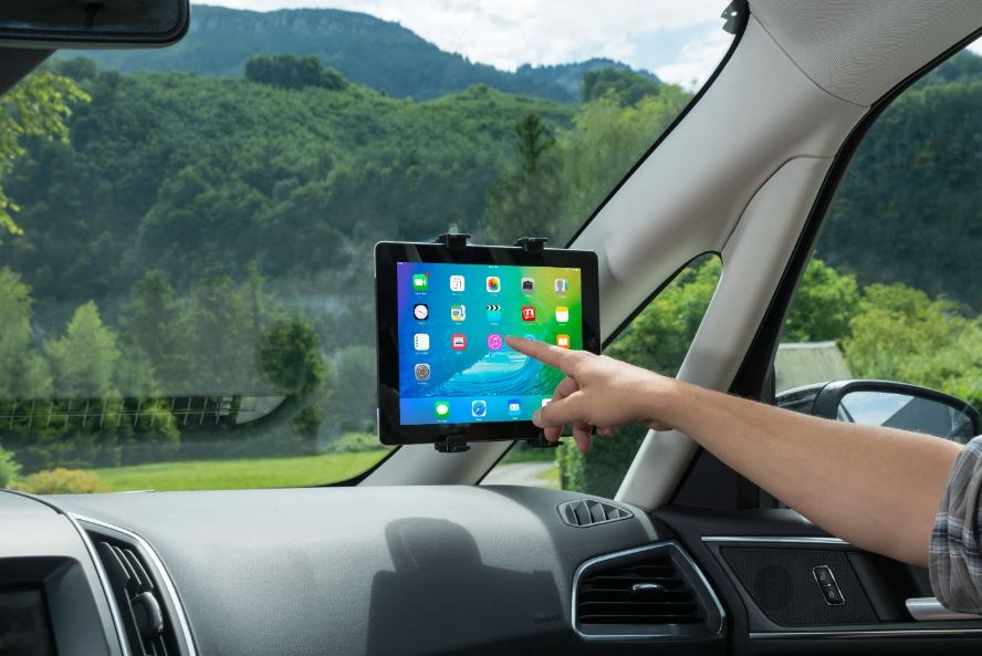 SUPPORTO TABLET PER AUTO CON VENTOSA