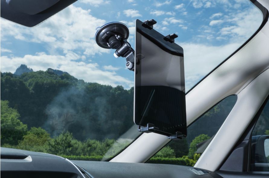 SUPPORTO TABLET PER AUTO CON VENTOSA